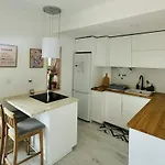 1 Bedroom Seaview With Private Balcony, 5 Min From Διαμέρισμα *