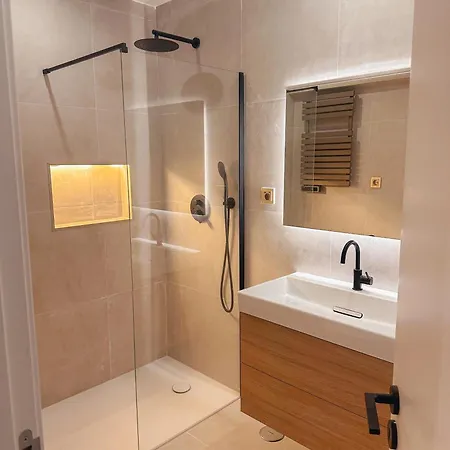 1 Bedroom Seaview With Private Balcony, 5 Min From